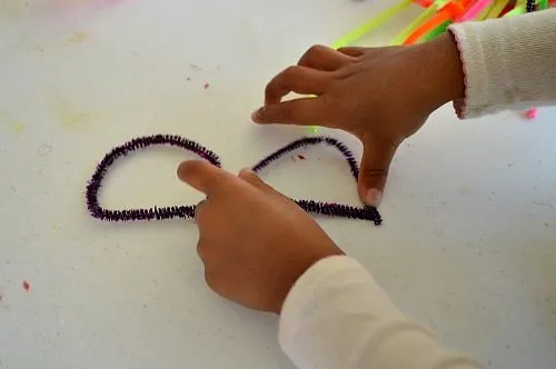 making letters with pipe cleaners
