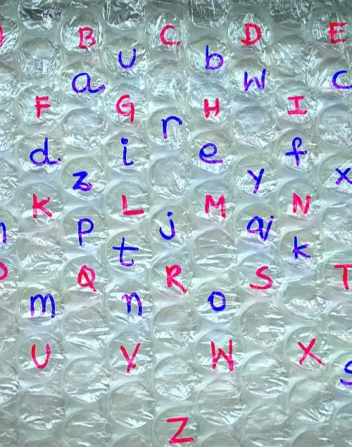 materials for bubbe wrap letters