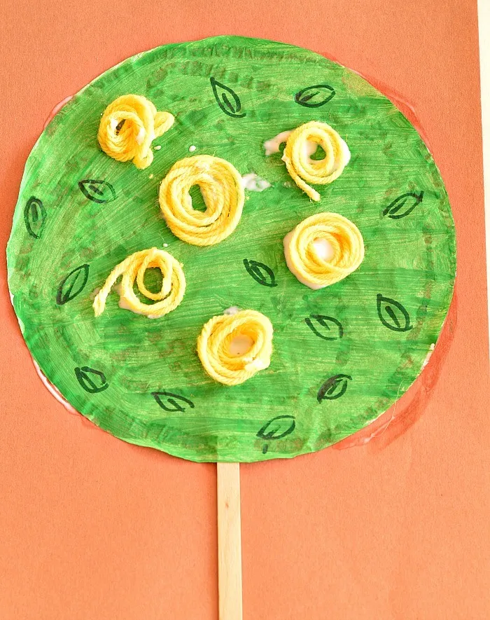 Apple tree crafts kids can make