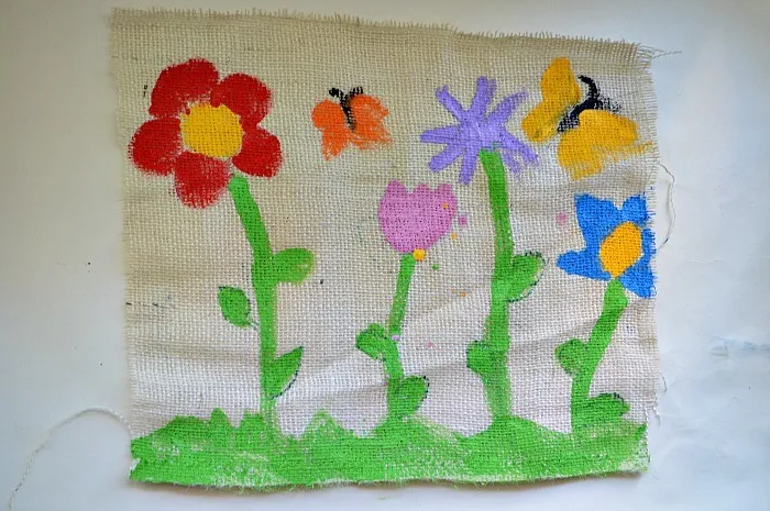 kids art painting on burlap cloth