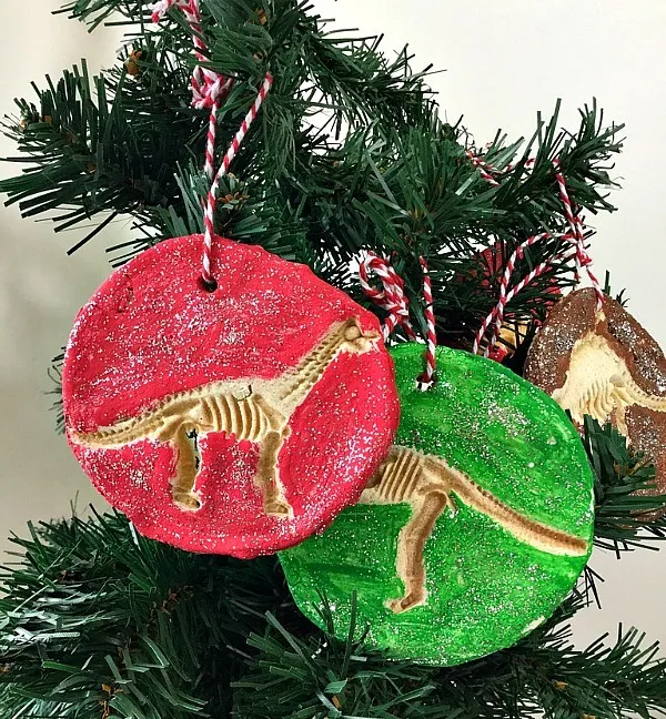 kids ornament making