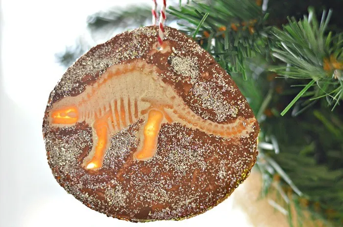 christmas crafts with dinosaurs