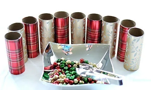 homemade fine motor game for christmas