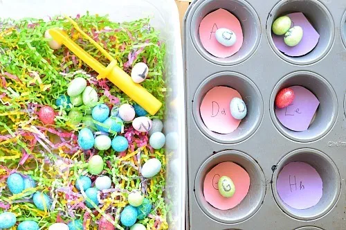 egg hunting fine motor play