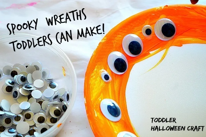 Halloween Crafts for Toddlers : Spooky Wreaths