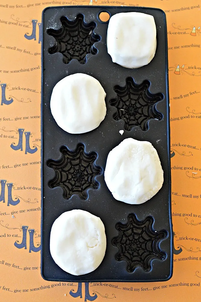 halloween-clay-jewelry