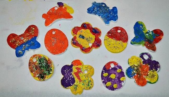 painting with easter ornaments