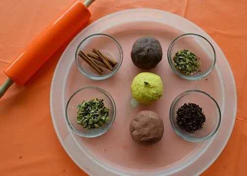 invitation to play with playdough
