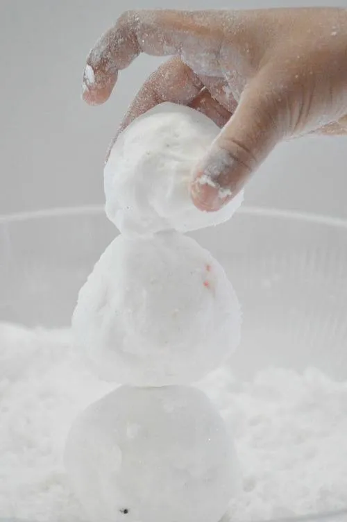 diy snow balls