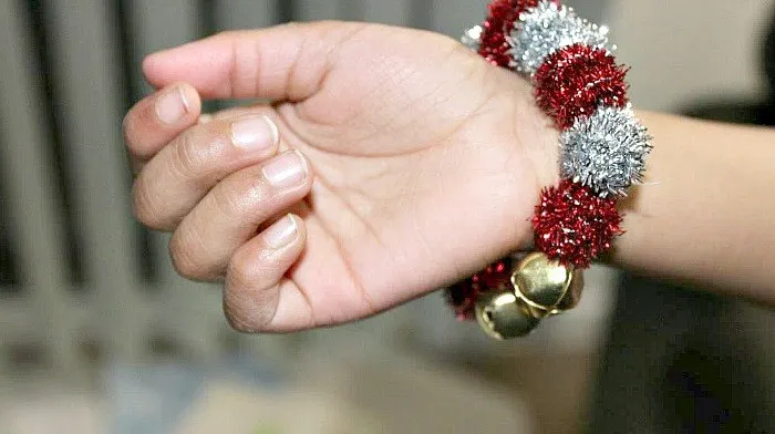 pipecleaner-bracelets