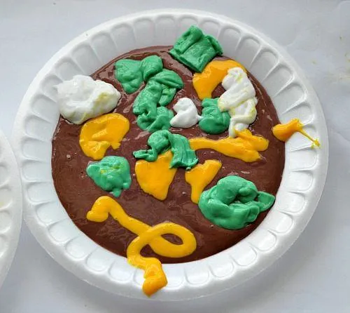 slime play food