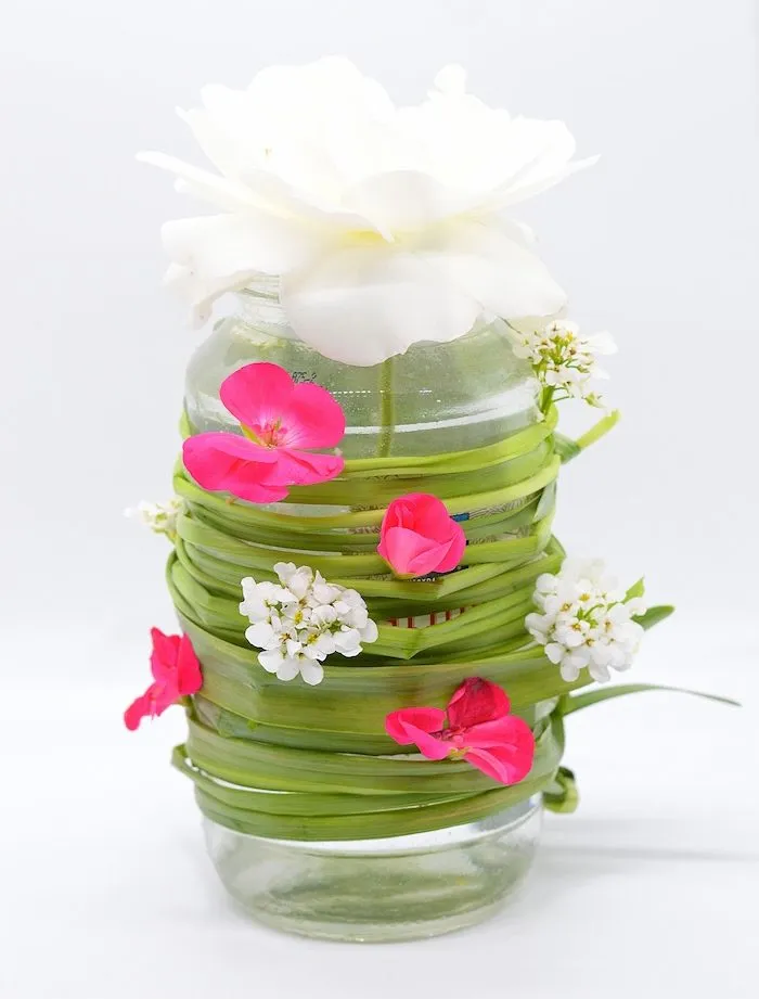 flower-vase-glass-jar-1.jpg