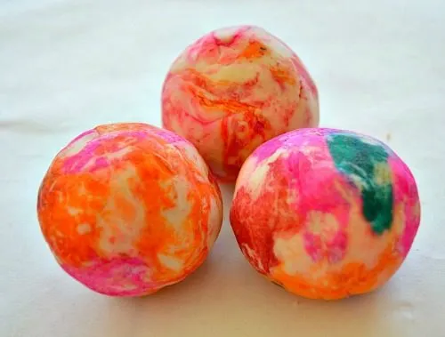 completed marbelized play dough