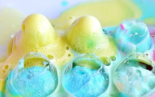 Mini eruptions