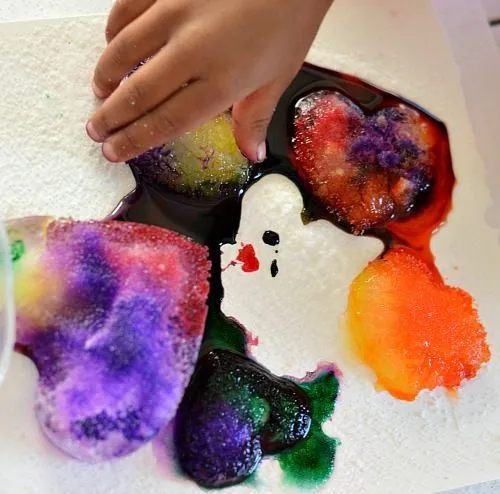 sensory play with salt ice