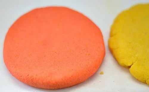 Pink sand dough