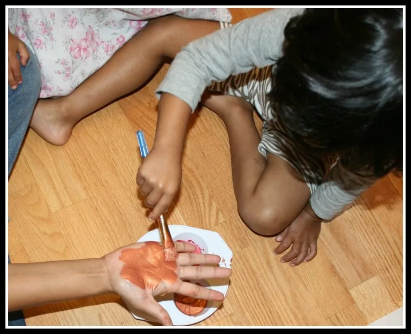 thanksgiving handprint turkey