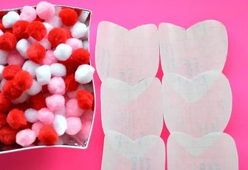 materials for pom pom hearts